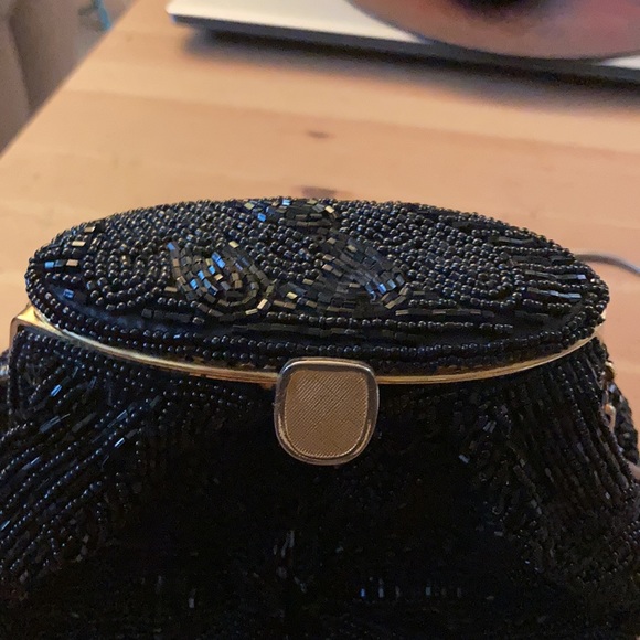 Vintage Beaded Evening Bag, Crossbody with Gold Chain BEAUTIFUL - Picture 3 of 4